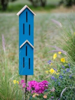 Butterfly Townhouse Shelter -Garden Supplies Sales 3 4 crop 8608869 4326 tif