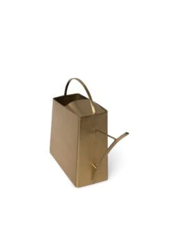 Precision Brass Watering Can -Garden Supplies Sales 3 4 crop 8612812 315