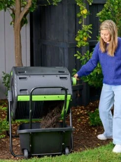 Maze 48 Gallon Compost Tumbler With Cart 9 Maze 48 Gallon Compost Tumbler With Cart -Garden Supplies Sales 3 4 crop 8613576 02V