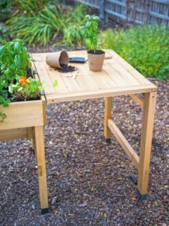 VegTrug® Side Table -Garden Supplies Sales 8592870 004 tif