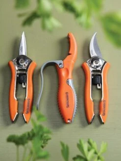 Gardener's Pocket Tool Set -Garden Supplies Sales 8595268 9487 tif