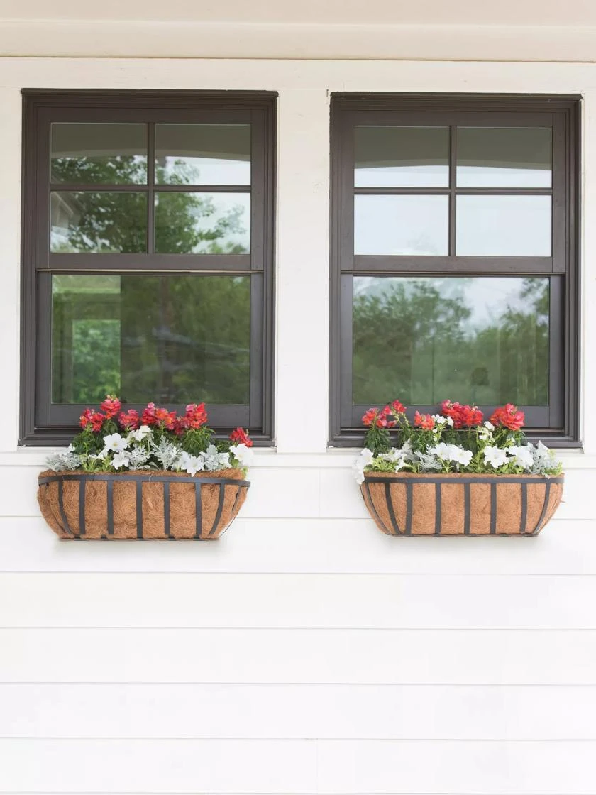 AquaSave™ Oxford Window And Deck Planters 3 AquaSave™ Oxford Window And Deck Planters