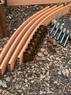 Curved Composite Landscape Edging Kit With 1" Boards -Garden Supplies Sales 8599404 05V tif