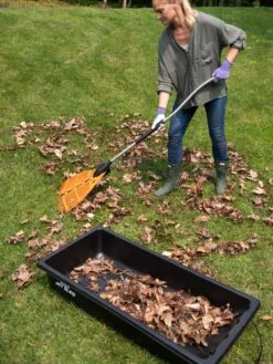 Gardener's Summer Sled -Garden Supplies Sales 8611047 025 tif 1